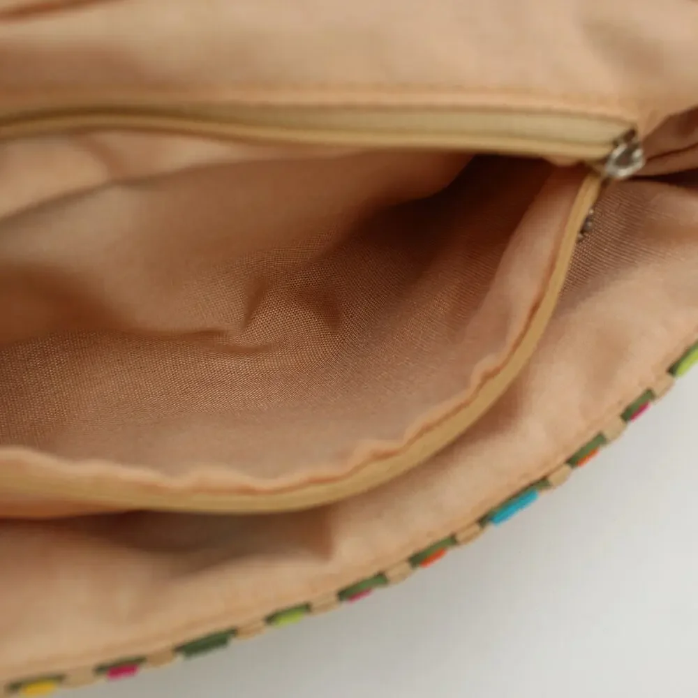 The Sak sak shoulder